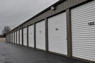 Storage Unit whit doors grey building